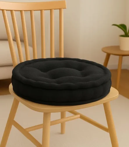Black booster pad round fleece