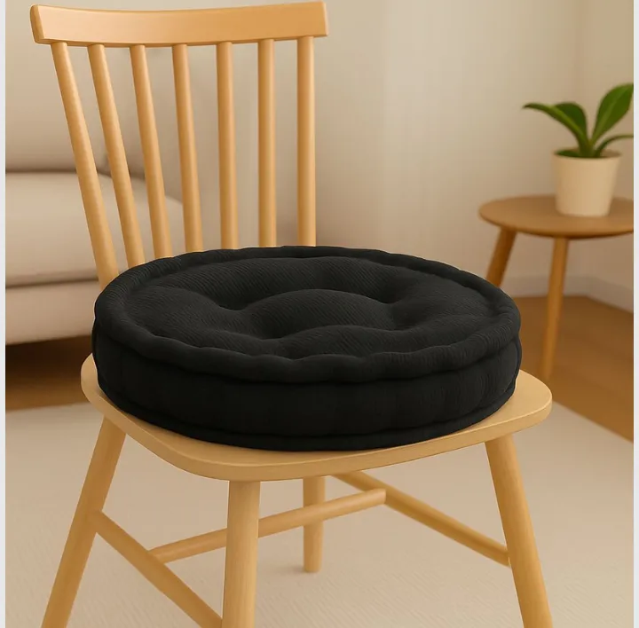 Black booster pad round fleece