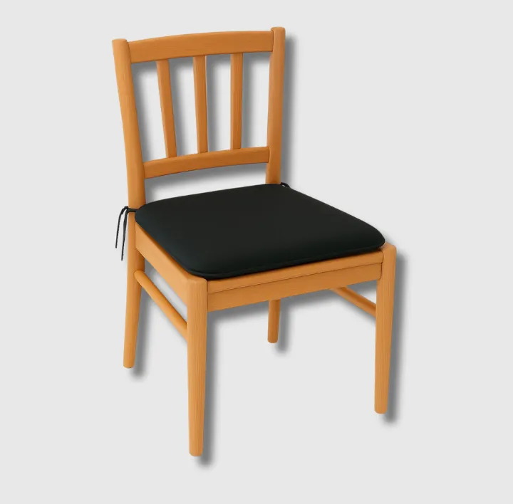 Black sq seat pad chair