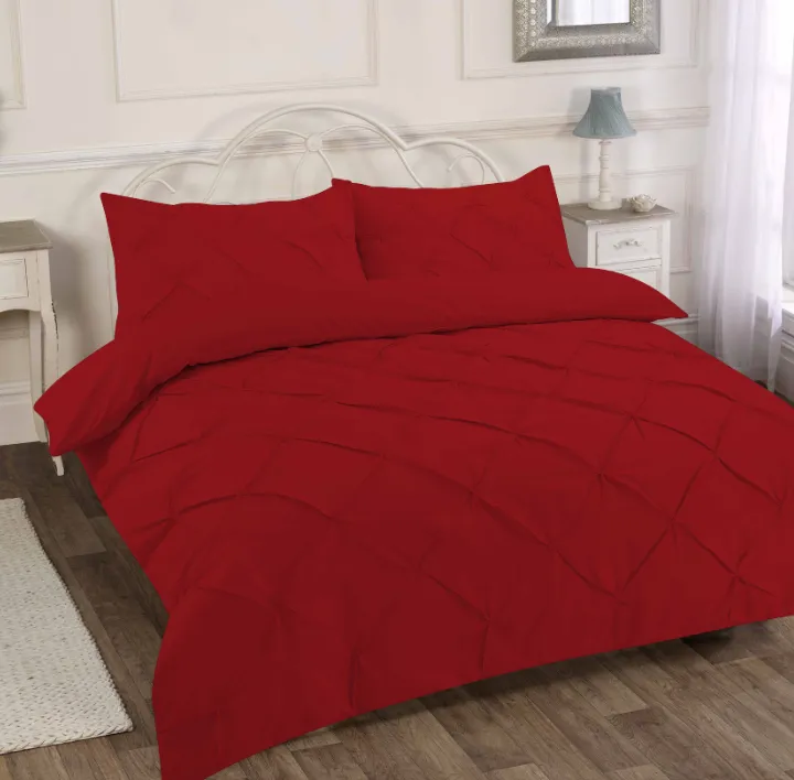 Red alexander duvet set