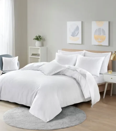 White easy care duvet set