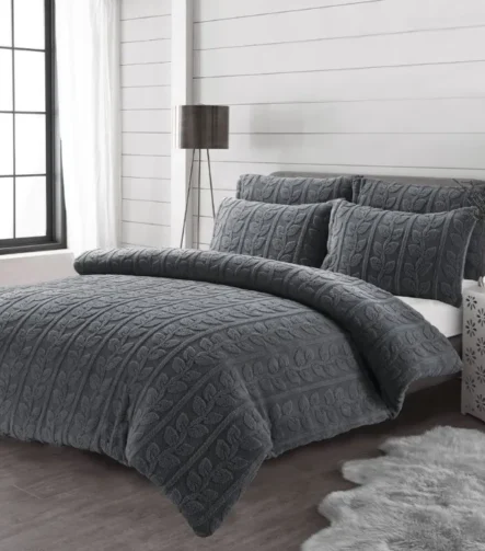 Grey leaves teddy duvet set