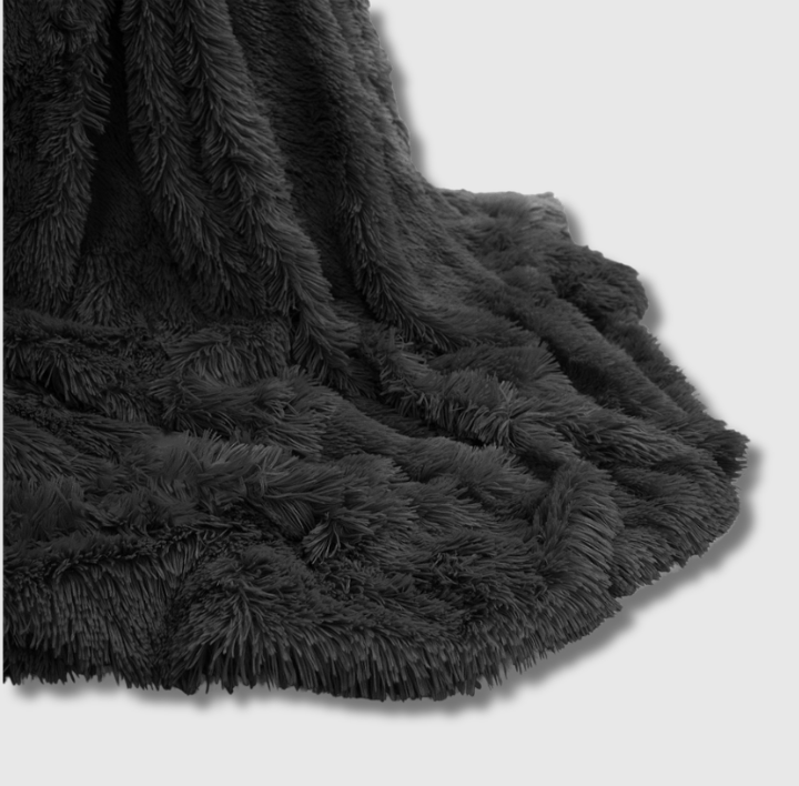 Cuddles throw - black