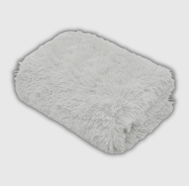 Cuddles throw - cream