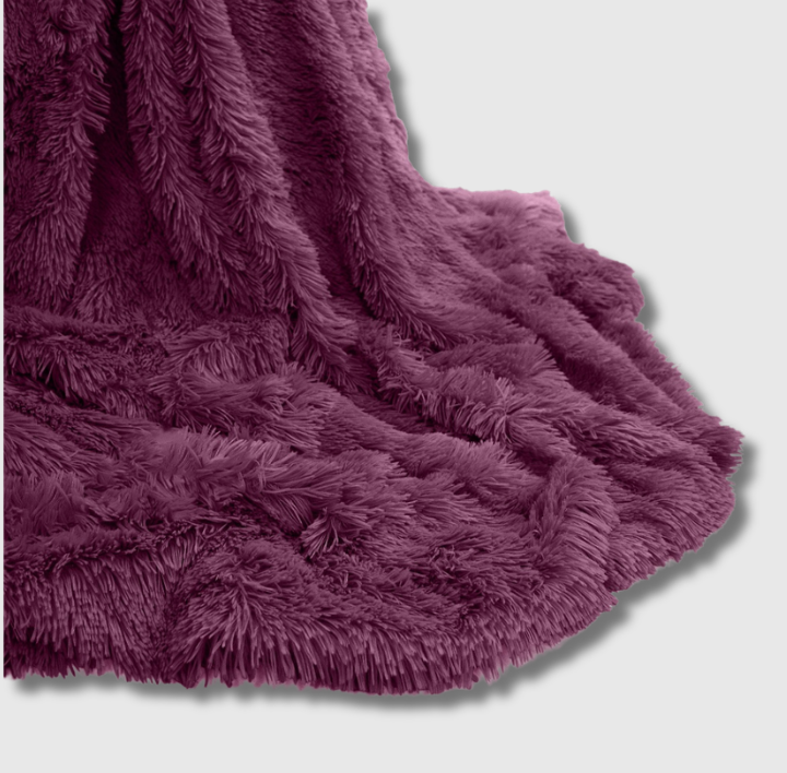Cuddles throw - plum