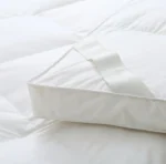 Duck feather topper 7cm box